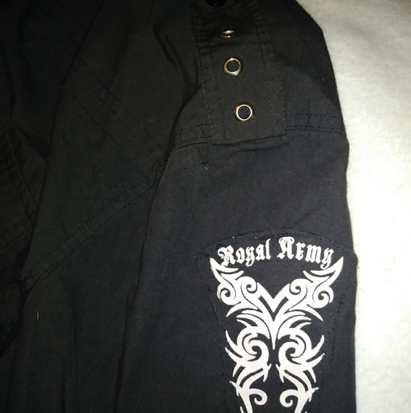 ROYAL ARMY MENS EMBLEM BUTTON UP DRESS SHIRT - Picture 3 of 4